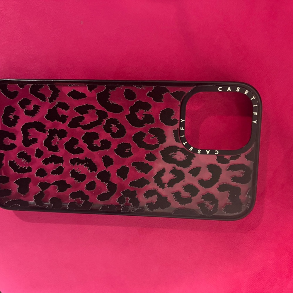 Casetify Black & Hot Pink Leopard Print iPhone 16 Plus Case